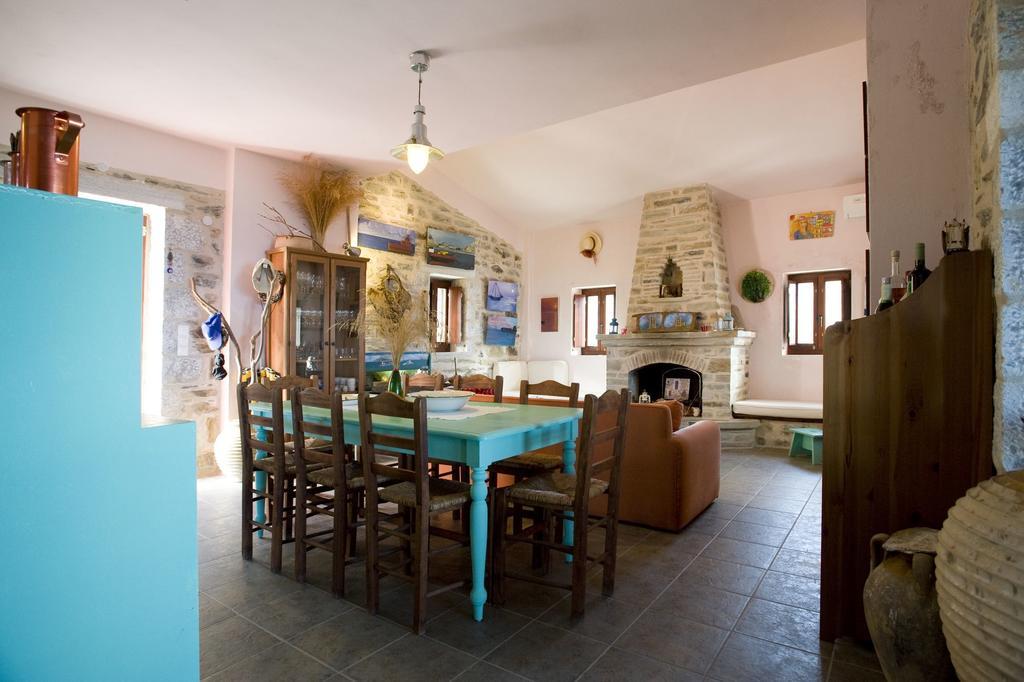 Benos Tower Villa Tsikkalia Ngoại thất bức ảnh